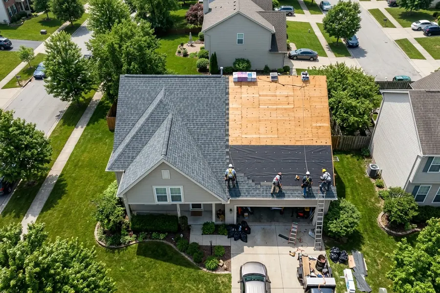 Beardman Building Services roof replacement in progress in Pinellas Park